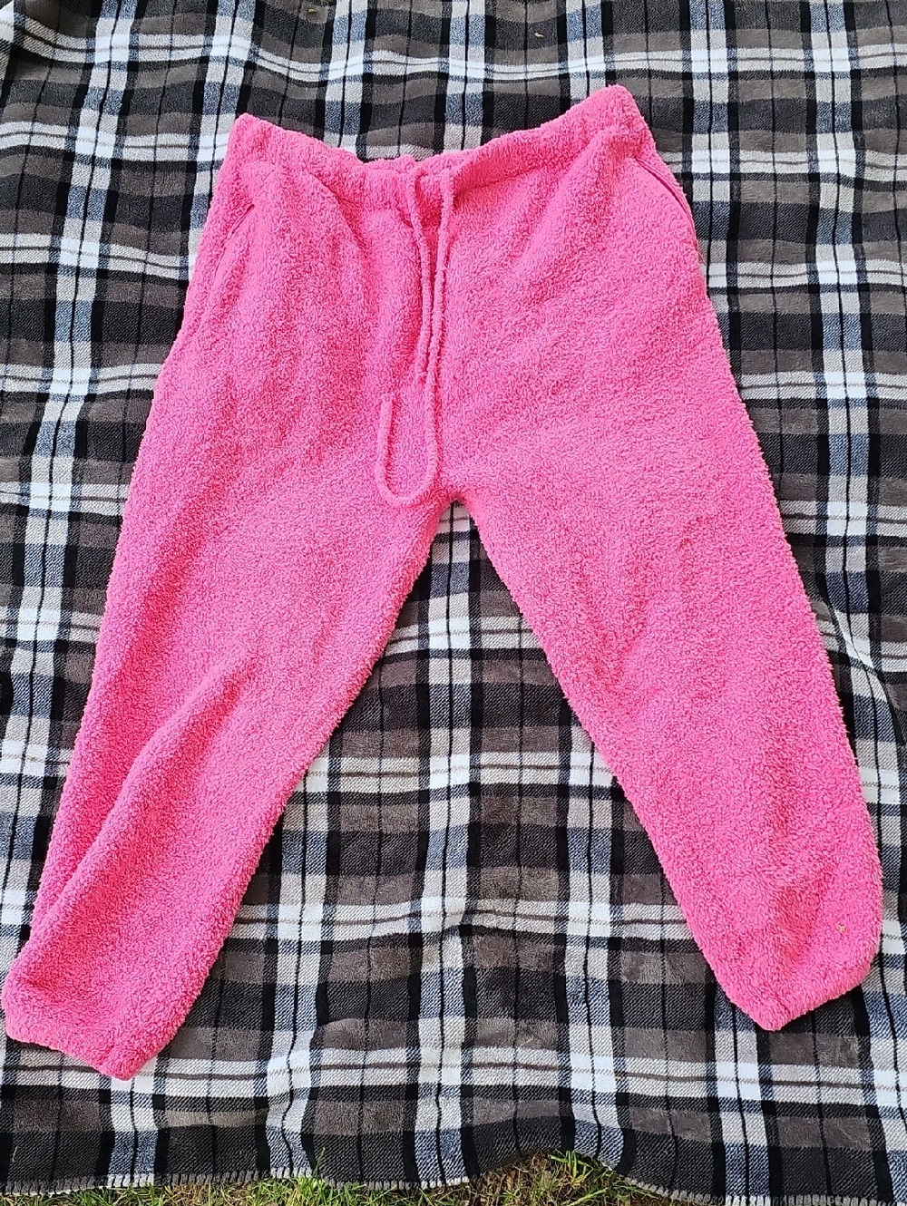 SKIMS Pink Plush Lounge Joggers (B)